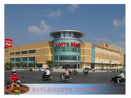 hoc-lai-xe-oto-quan-7-daylaixeoto-edu-vn